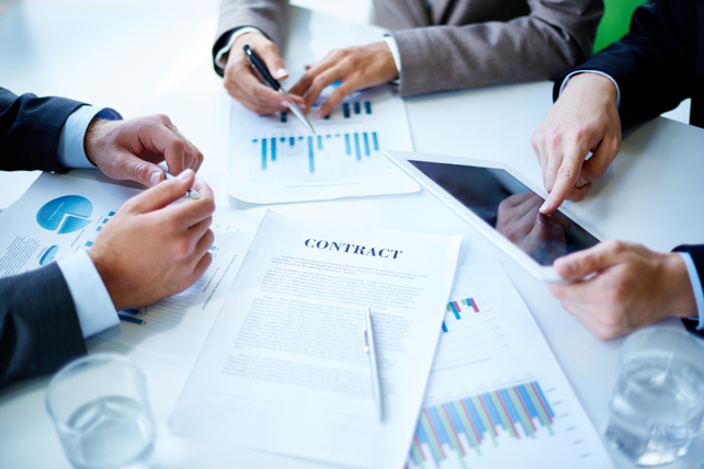 Specialized legal support for human resource contracts by Kontract Genie